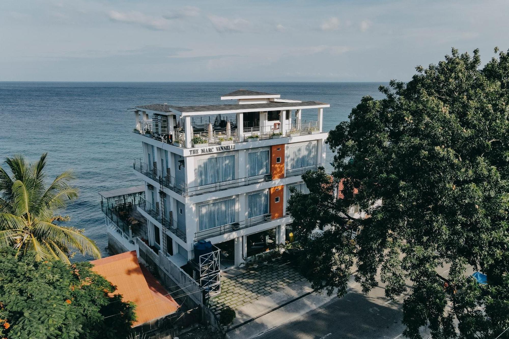 The Marc Vannelli Oslob Luaran gambar